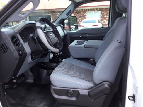 Used 2013 Ford F550 2WD Regular Cab Super Duty w/ PWR Equipment Group image 25
