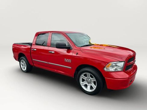 Used 2018 RAM 1500 Tradesman image 12