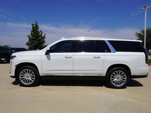 Used 2023 Cadillac Escalade ESV Premium Luxury w/ Performance Package AWD/4WD image 6