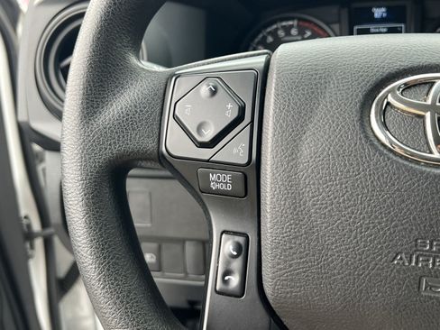 Used 2023 Toyota Tacoma SR AWD/4WD image 29