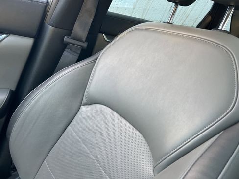 Used 2023 INFINITI QX50 Luxe image 38