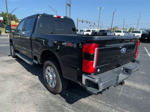 Used 2023 Ford F350 Lariat w/ Chrome Package image 8