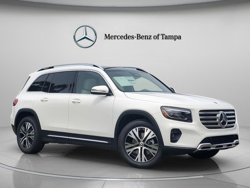 Used 2026 Mercedes-Benz GLB 250 image 4