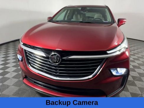 Used 2022 Buick Enclave Essence image 6