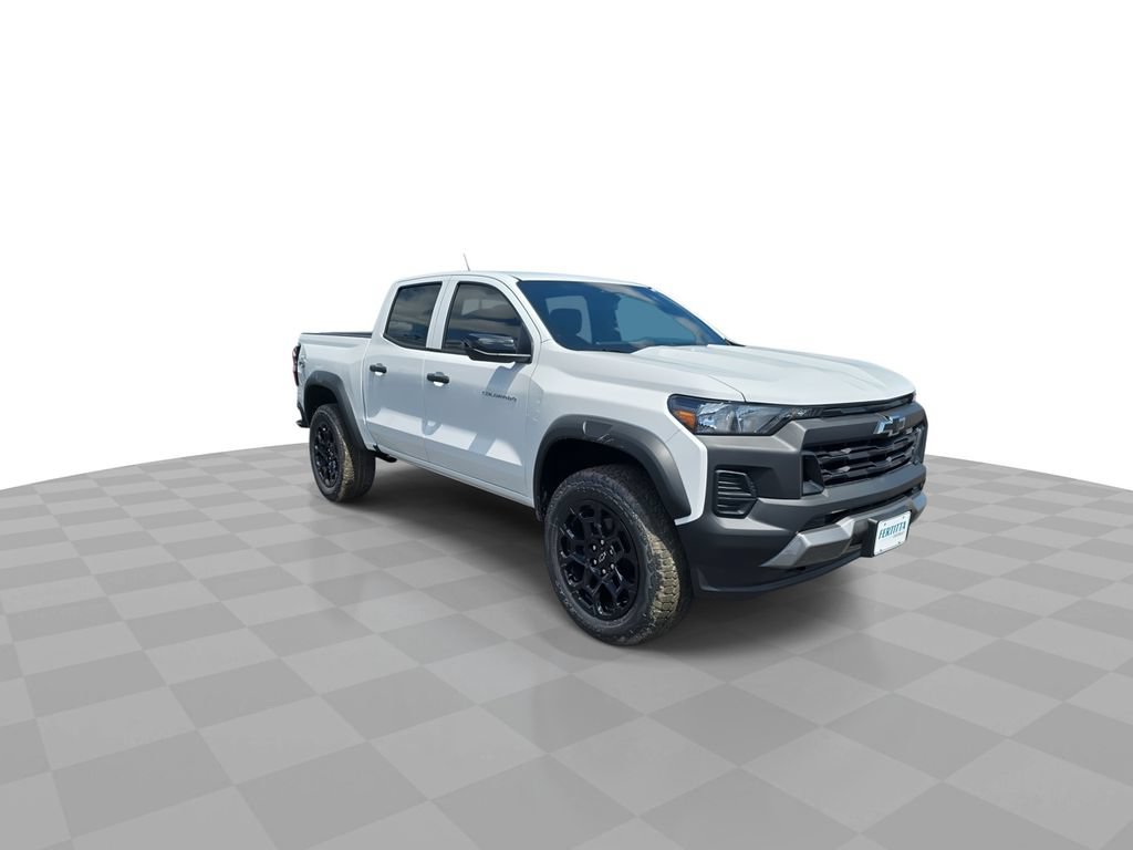New 2026 Chevrolet Colorado Trail Boss AWD/4WD image 2