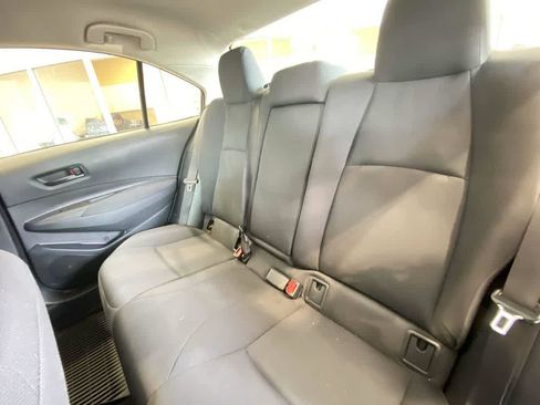 Used 2024 Toyota Corolla LE w/ LE Convenience Package FWD image 24