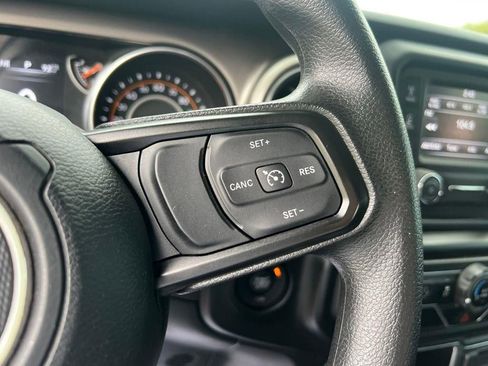 Used 2020 Jeep Wrangler Unlimited Sport image 18