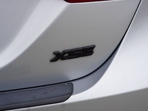 Used 2024 Toyota Camry XSE image 11