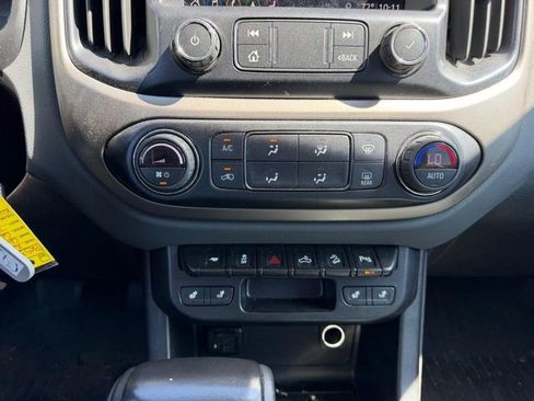 Used 2019 Chevrolet Colorado Z71 AWD/4WD image 13