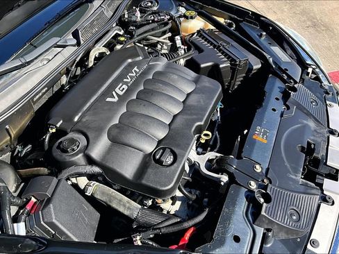 Used 2014 Chevrolet Impala LT w/ LT Sunroof Package image 40