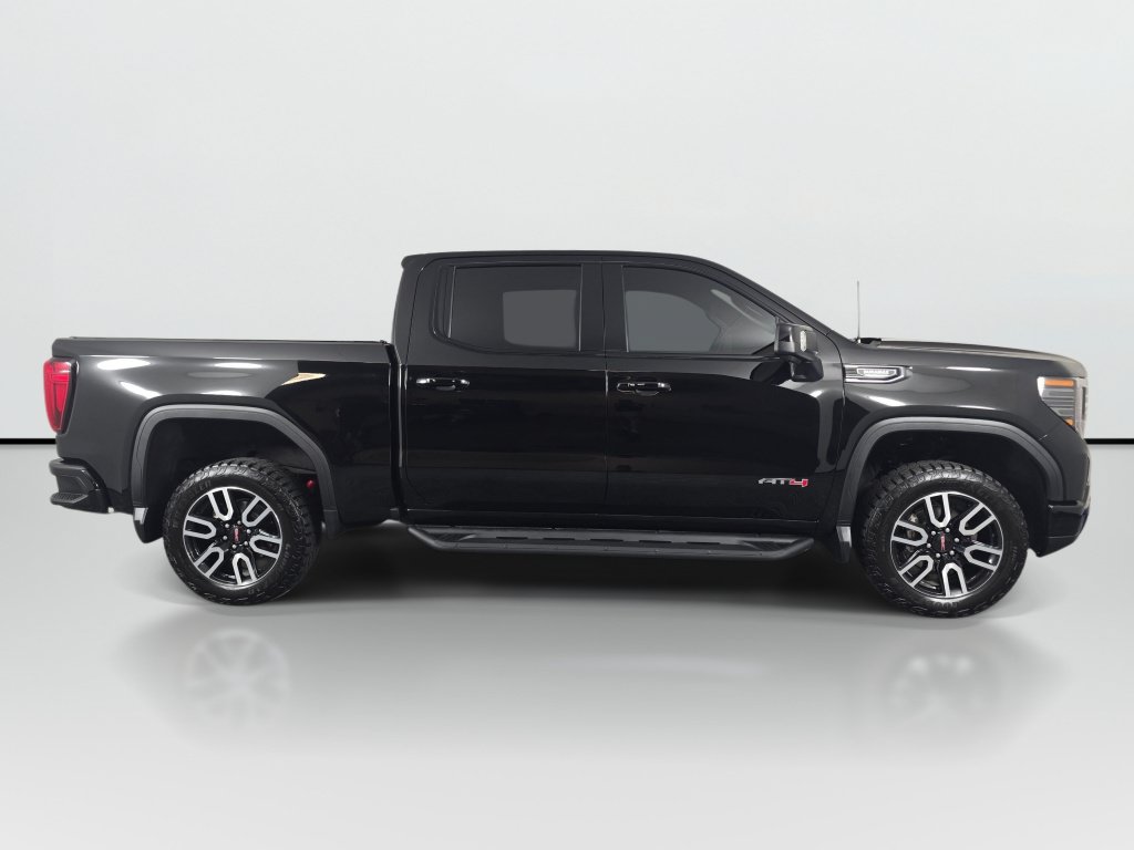 Used 2024 GMC Sierra 1500 AT4 w/ Technology Package AWD/4WD image 7