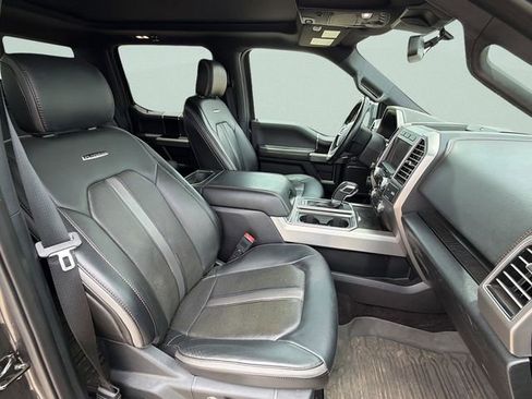 Used 2019 Ford F150 Platinum w/ Equipment Group 701A Luxury AWD/4WD image 13