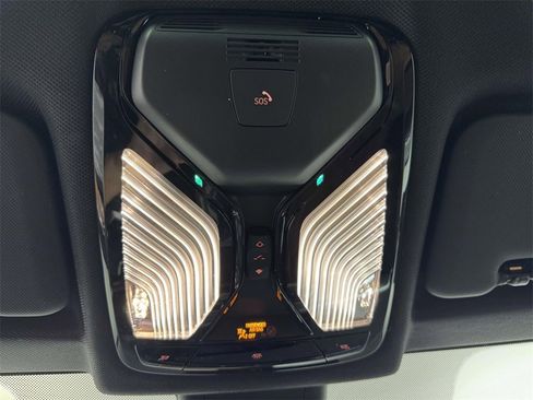 Used 2023 BMW X6 xDrive40i image 25