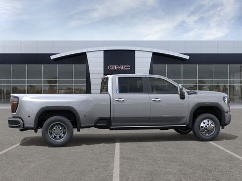 New 2026 GMC Sierra 3500 Denali Ultimate AWD/4WD image 5