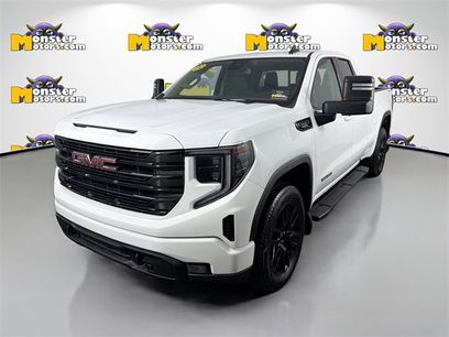 Used 2022 GMC Sierra 1500 Elevation w/ Preferred Package