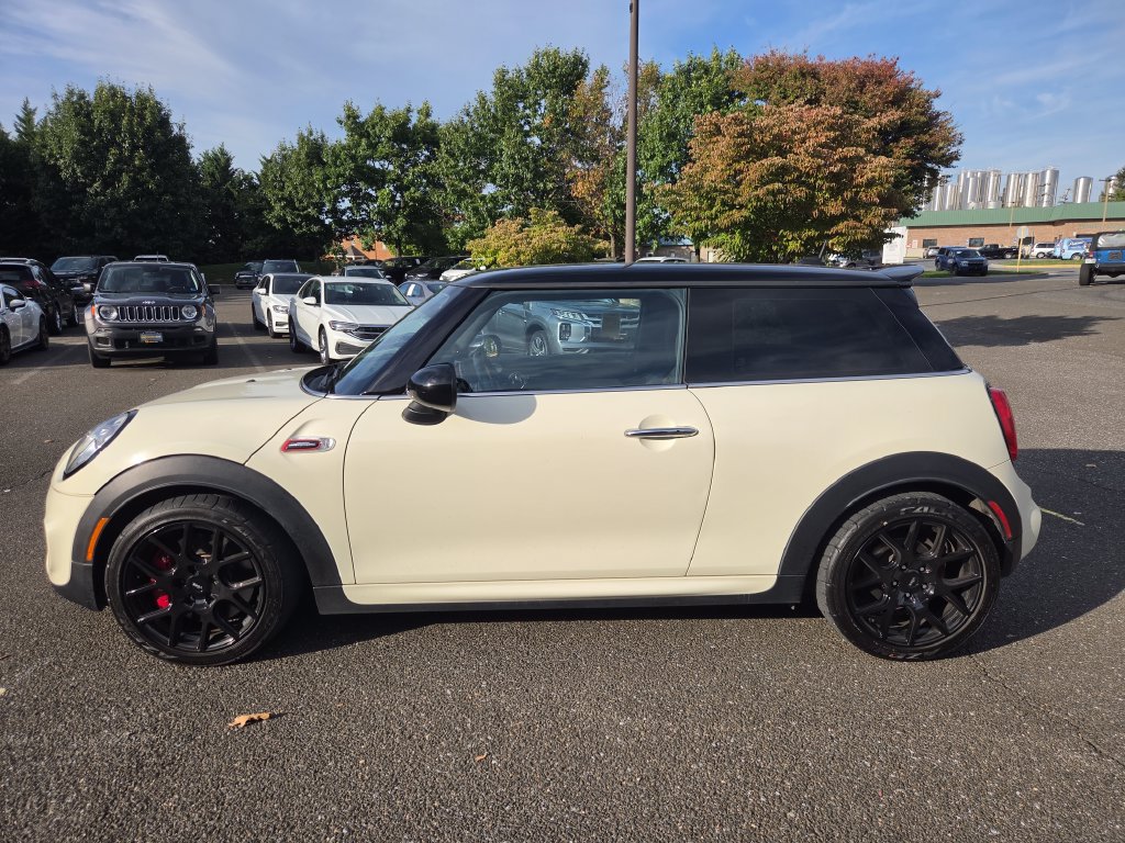 Used 2017 MINI Cooper John Cooper Works FWD image 4