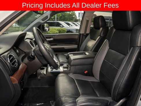Used 2019 Toyota Tundra Limited w/ Limited Premium Package AWD/4WD image 9