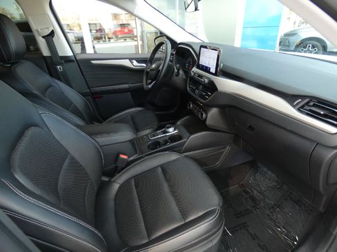 Used 2022 Ford Escape SEL AWD/4WD image 17