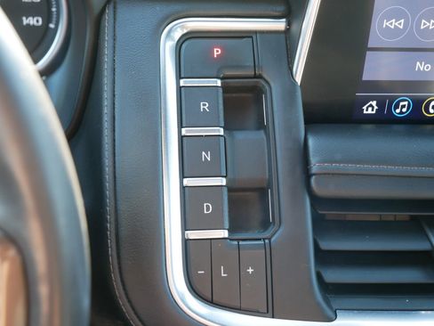 Used 2021 Chevrolet Tahoe High Country AWD/4WD image 27
