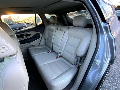 Used 2024 GMC Terrain Denali w/ Denali Premium Package image 20