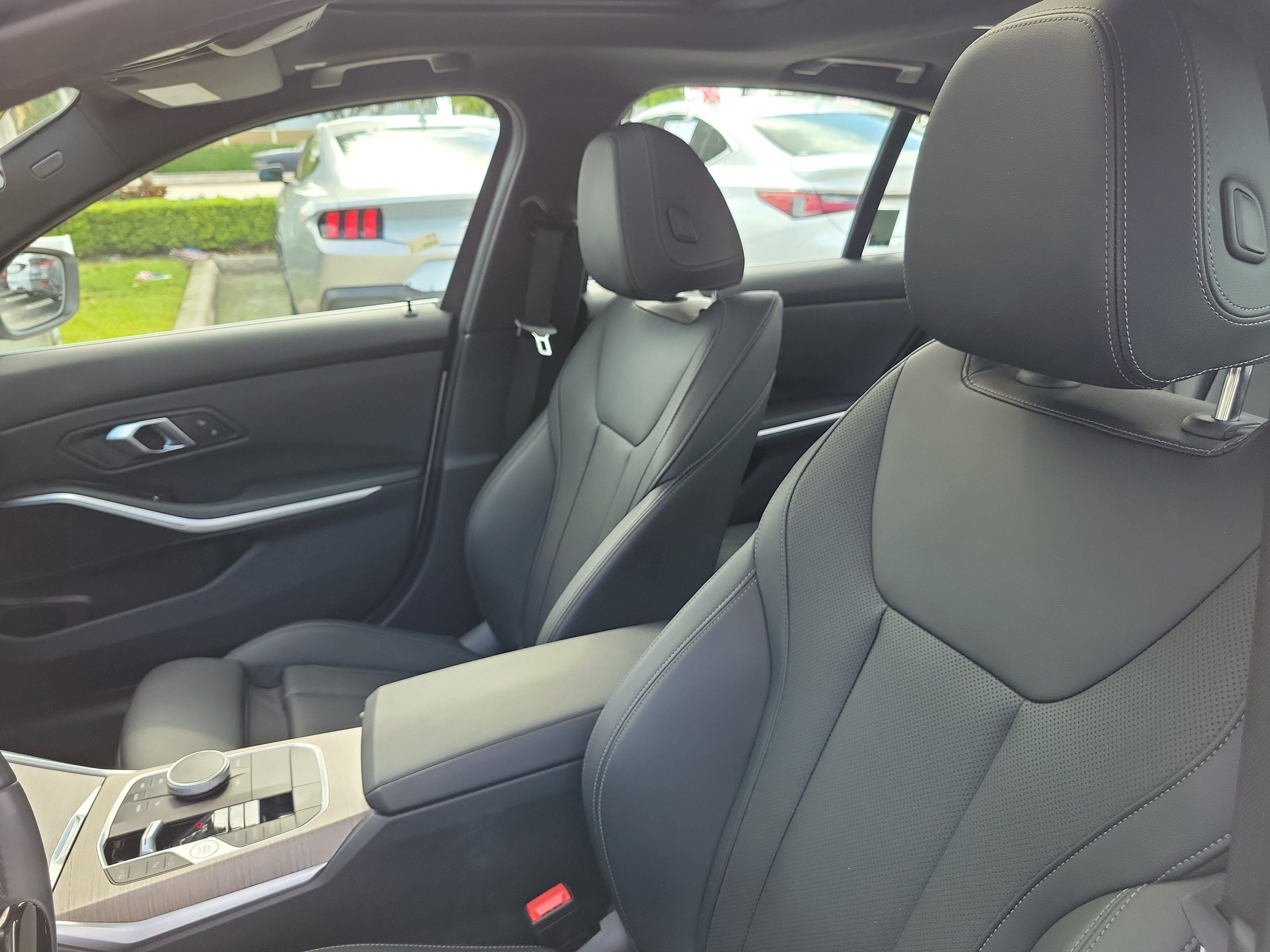 Used 2025 BMW 330i Sedan RWD image 20