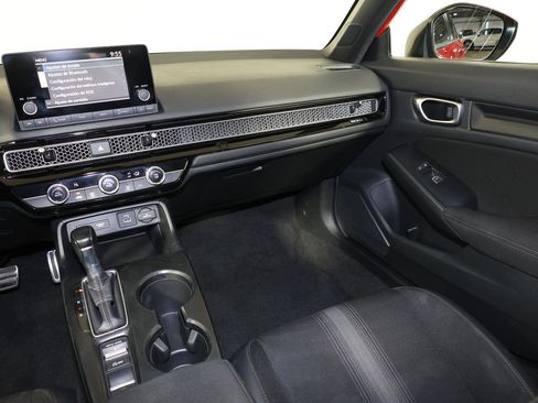 Used 2024 Honda Civic Sport image 11