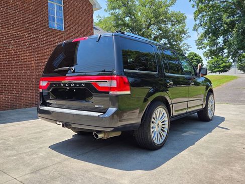 Used 2015 Lincoln Navigator 2WD w/ Equipment Group 101A Reserve image 5