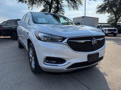 Used 2018 Buick Enclave Avenir w/ Avenir Technology Package image 1