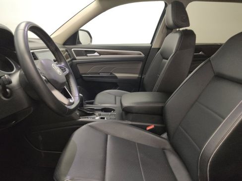 Used 2021 Volkswagen Atlas SE image 17