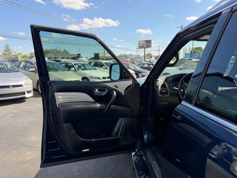 Used 2019 INFINITI QX80 Limited w/ All-Season Package AWD/4WD image 38