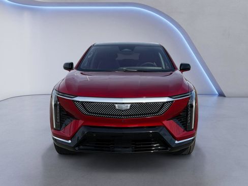 New 2026 Cadillac Optiq Luxury 1 image 8