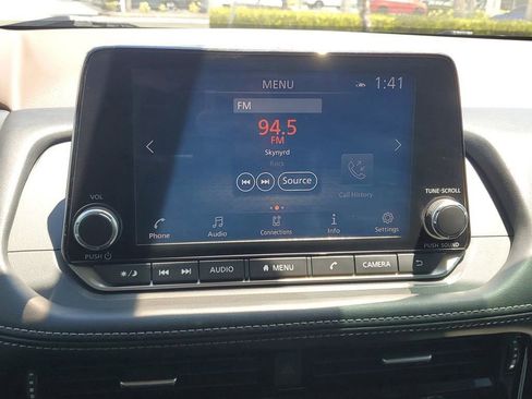 Used 2022 Nissan Rogue SL image 31