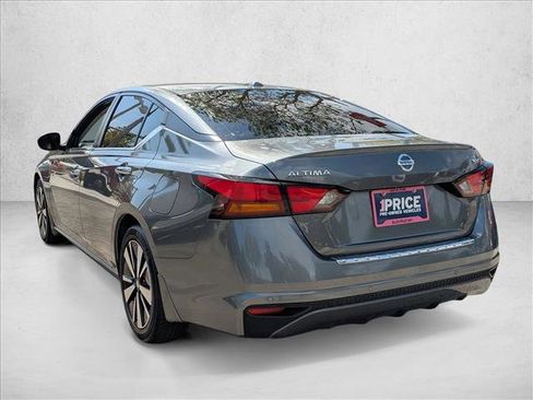 Used 2021 Nissan Altima 2.5 SV FWD image 8
