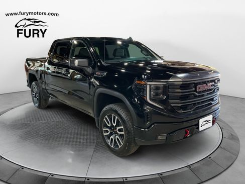 Used 2024 GMC Sierra 1500 AT4 w/ AT4 Preferred Package AWD/4WD image 1