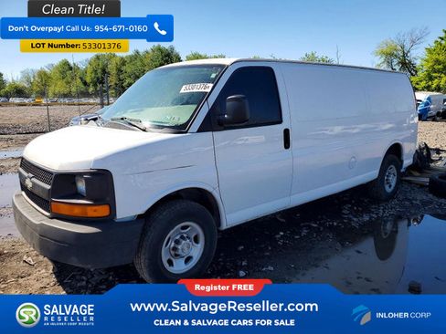 Used 2014 Chevrolet Express 3500 Extended RWD image 1
