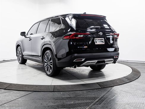 Certified 2025 Toyota Grand Highlander AWD Hybrid image 10