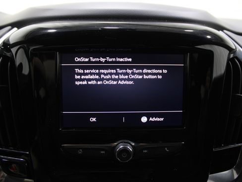 Used 2023 Chevrolet Traverse LT image 18