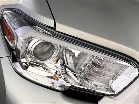 Used 2023 Toyota Tacoma SR5 image 52