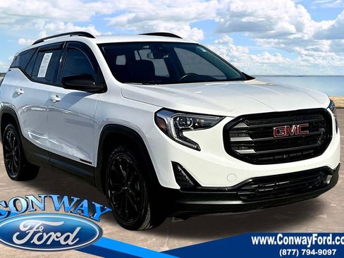 Used 2020 GMC Terrain SLE w/ Driver Convenience Package image 1