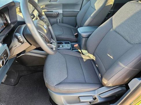 New 2025 Ford Maverick XL w/ Equipment Group 101A image 4