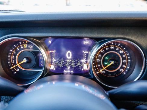 Certified 2023 Jeep Gladiator Overland w/ Popular Equipment Package image 24