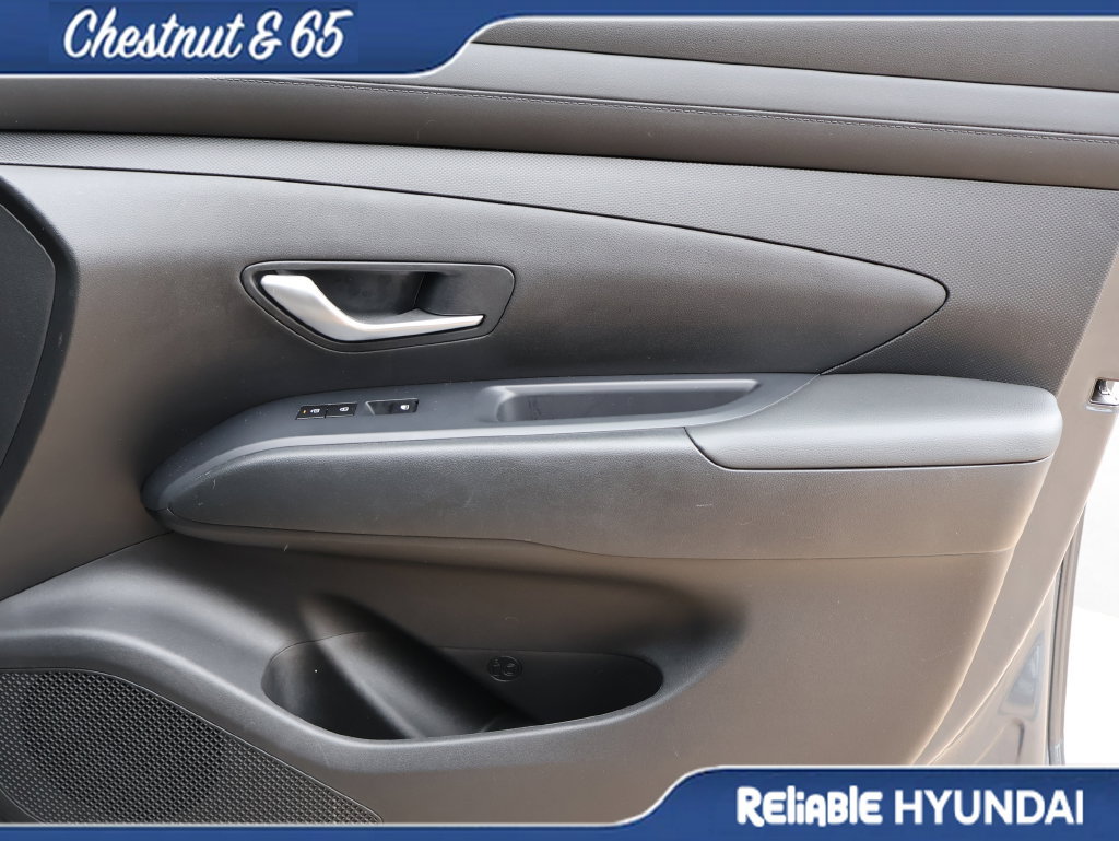 Certified 2025 Hyundai Tucson SEL FWD image 8
