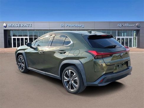 Used 2019 Lexus UX 200 w/ Premium Package image 3