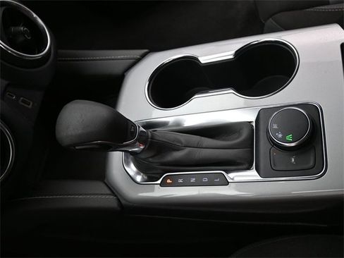 Used 2023 Chevrolet Blazer LT image 24