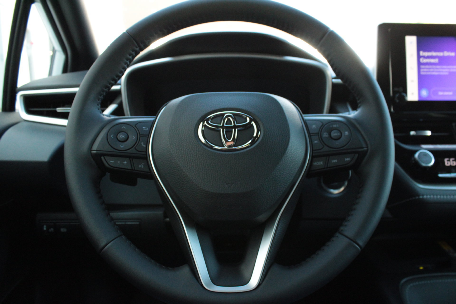 New 2027 Toyota Corolla SE FWD image 31