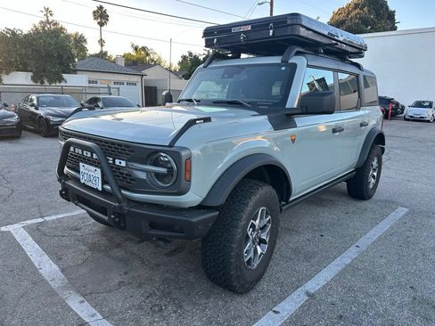 Used 2022 Ford Bronco Badlands AWD/4WD image 2