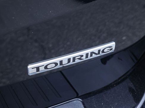 Used 2019 Honda Odyssey Touring image 11