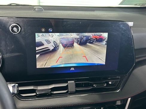 Used 2025 Chevrolet Equinox RS w/ Convenience Package III AWD/4WD image 8