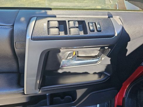 Used 2014 Toyota 4Runner 2WD image 11