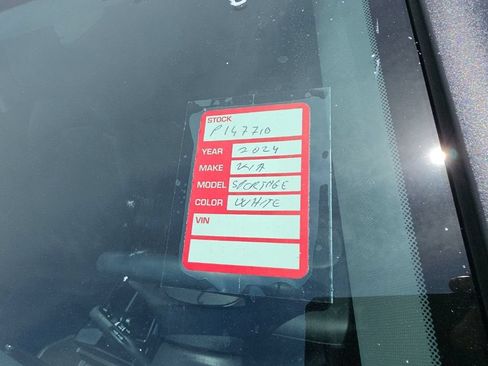 Certified 2024 Kia Sportage EX FWD image 10